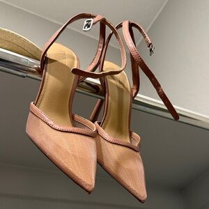 Steve Madden Tan Pointed Toe Heels